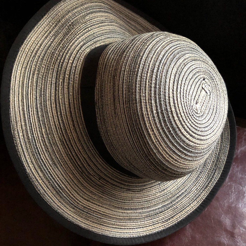 Solar Escape Summer Hat